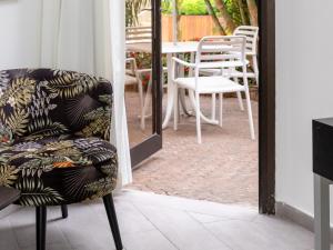 Posezení v ubytování Riviera by Isrotel Collection