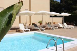Bazén v ubytování Bluewater Hotel nebo v jeho okolí