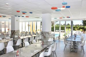 Restaurace v ubytování Bluewater Hotel