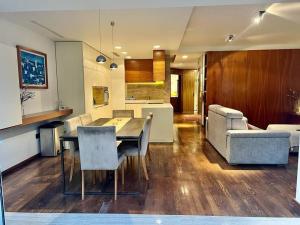 Gallery image of Pembroke St Julians Luxury, Comfort, Location in Pembroke  +12 photos