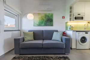 Posezení v ubytování Green Oasis in Parede by LovelyStay