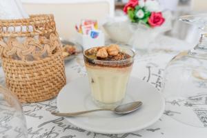 Jídlo v hotelu nebo okolí