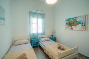 Gallery image of Chrisopigi Beach Houses in Chrisopigi
