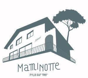 un edificio con un árbol delante de él en Résidence Maminotte en La Teste-de-Buch