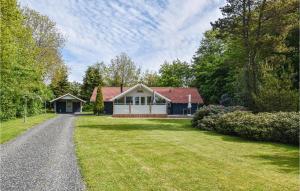 Zahrada ubytování Holiday Home Sydskrænten Oksbøl Denmark + 18 fotografií