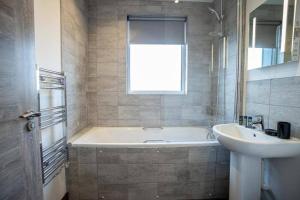 Koupelna v ubytování Bayard Apartments - Two Bedroom - Duplex Penthouse Apartment + 13 fotografií