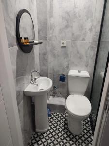 Bathroom sa THE LİMA SUİTES KADIKÖY