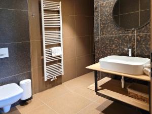 Koupelna v ubytování Apartmány U stezek