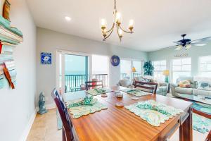 Gallery image of What a VUE! in Mexico Beach