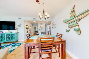 Gallery image of What a VUE! in Mexico Beach +27 photos