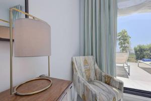 Posedenie v ubytovaní Ground floor 4 Bedroom Apartment @ Estepona Hills!