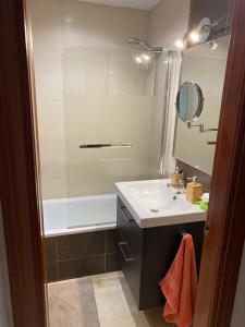 Zdjęcie z galerii obiektu Boulevar Playa w mieście Benalmadena Costa