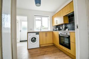 Dapur atau dapur kecil di Haswell House By Horizon Stays