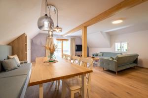 Posezení v ubytování Apartmány U 3 Zbujů