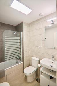 Koupelna v ubytování Apartamento San Leonardo Playa (Free Parking)