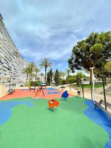 Fotografia z galérie ubytovania Apartamento familiar en Playa de San Juan v Alicante