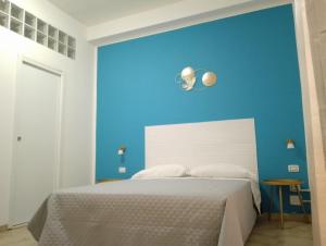 Letto o letti in una camera di COSTA BRAVA Guest House - Affittacamere