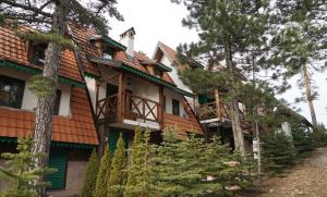 Gallery image of Tarski Čardaci in Kaludjerske Bare