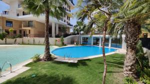 Bazén v ubytovaní ALLONBAY sun & beach penthouse alebo v jeho blízkosti