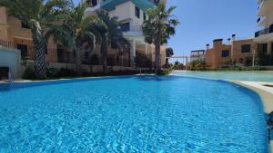 Bazén v ubytovaní ALLONBAY sun & beach penthouse alebo v jeho blízkosti