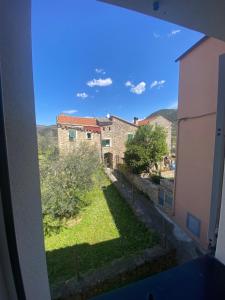The building in which the holiday home is located