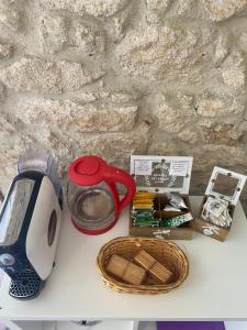 Coffee and tea making facilities at CASA VIRGINIA