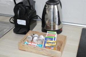 Удобства за правене на кафе и чай в Zentrales schickes Apartment