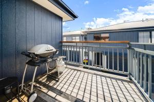 Silvertrees 4 - Central 3BR Townhouse l Spa Bath l BBQ l WiFi 발코니 또는 테라스