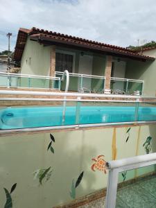 Sonho 2 Guest House游泳池或附近泳池