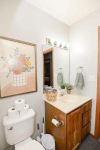 Gallery image of NEW Eco Chic Townhome off 25th in Fargo