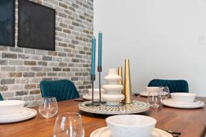 Foto sihtkohas Conroe asuva majutusasutuse The Pines I Sleeps 12 I Private Pool I Patio & BBQ galeriist