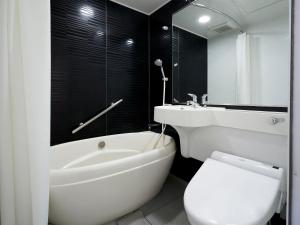 Koupelna v ubytování Daiwa Roynet Hotel Nagoya Shinkansenguchi