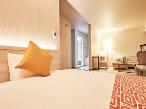 Posezení v ubytování Daiwa Roynet Hotel Nagoya Shinkansenguchi
