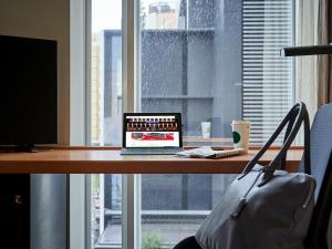 TV a/nebo společenská místnost v ubytování Daiwa Roynet Hotel Nagoya Shinkansenguchi
