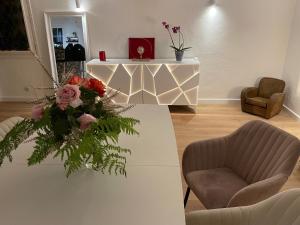 Fotografie z fotogalerie ubytování Domaine des Tuilières avec piscine v destinaci Vallauris