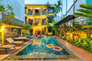 Bazén v ubytování Hoi An Green Riverside Oasis Villa nebo v jeho okolí