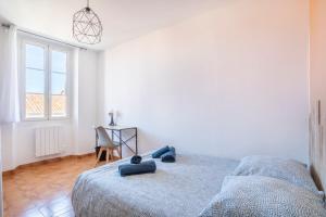 Fotografia z galérie ubytovania Bel appartement 6 personnes - Proche toutes commodités v destinácii Toulon