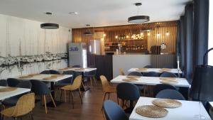 Restoran või mõni muu söögikoht majutusasutuses Jurajska Przystań