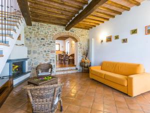 Χώρος καθιστικού στο Holiday Home Poggio all'Aia by Interhome