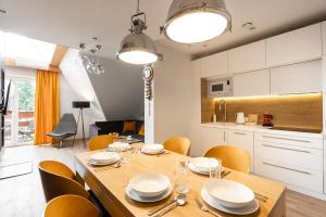 Kuchyňa alebo kuchynka v ubytovaní Apartament Leśna Łąka Zakopane