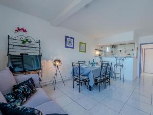 Η κουζίνα ή μικρή κουζίνα στο Holiday Home Nautica-3 by Interhome