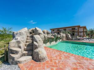 The swimming pool at or close to Apartment Libertas by Interhome