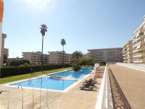 Bazén v ubytování Apartment Aguamarina 7 by Interhome nebo v jeho okolí
