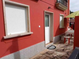 A balcony or terrace at Agradable casa con patio a 100 metros de la playa