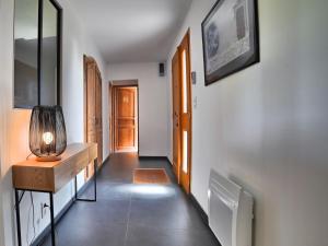 TV a/nebo společenská místnost v ubytování Holiday Home Le Clos de la Grange by Interhome