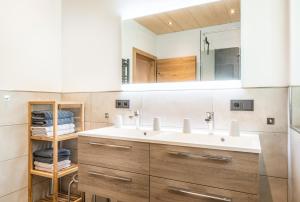 Kúpeľňa v ubytovaní Appartement Bergpanorama Brandegg