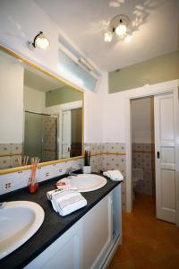 Koupelna v ubytování Cavalluccio Marino