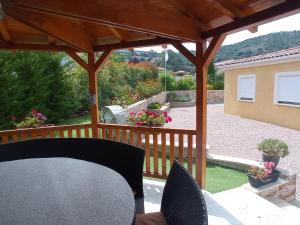 Nespecifikovaný výhled na hory nebo výhled na hory při pohledu z bed and breakfast