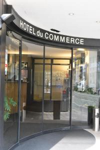 Pročelje oz. vhod v nastanitev Hotel du Commerce