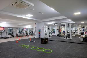 Фитнес-центр и/или тренажеры в Hotel Rural Brícia Du Mar